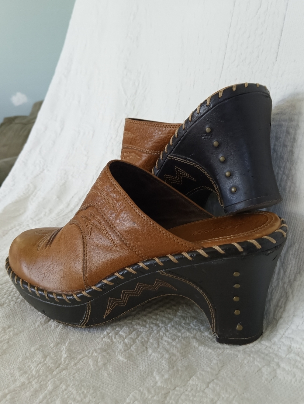 Sonora Tan Leather Slip On Clog Mule Western Cowgirl Chunky Heel Embroidery - Picture 4 of 16